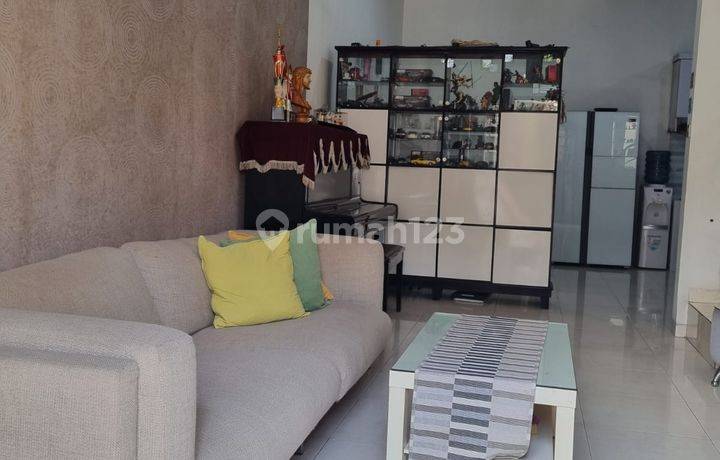 Rumah 2,5 Lantai Siap Huni di Griya Permata Tangerang Strategis