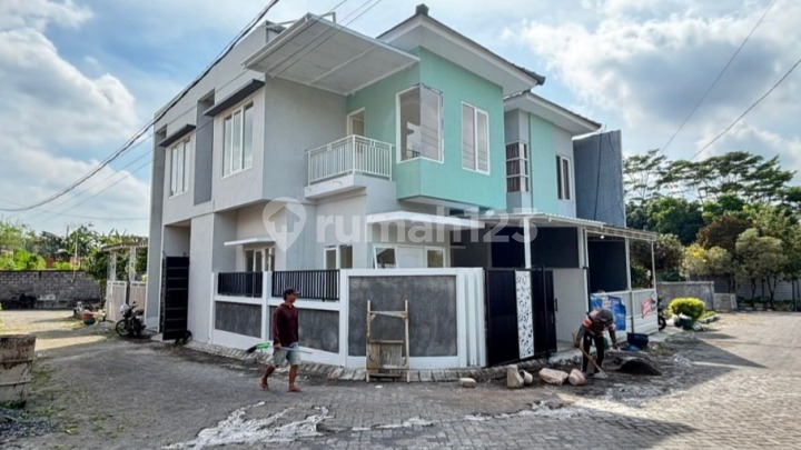 Jual Kost 10 kamar Belakang kampus UMM hanya 900 jutaan Jual Kost 10 kamar Belakang kampus UMM hanya 900 jutaan