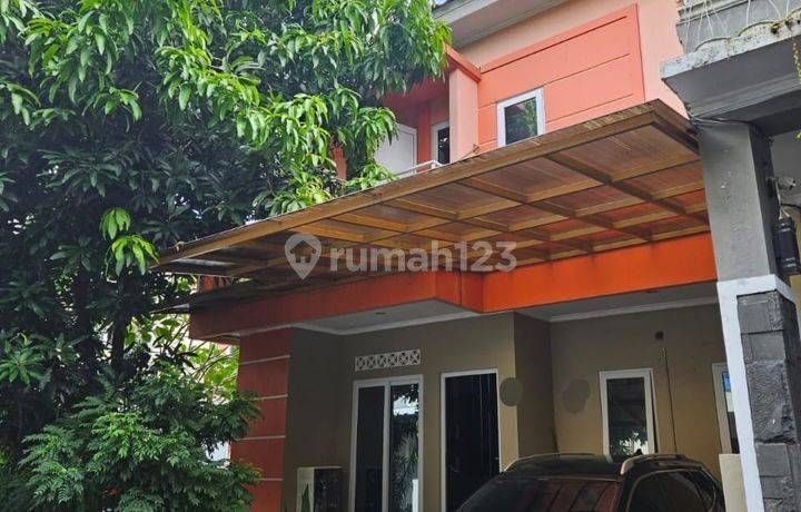 Dijual Cepat Rumah 2 Lantai Hook Di Pesona Alam Jagakarsa Jaksel