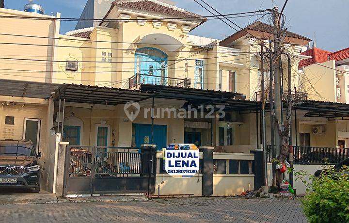 Rumah di Kompleks Mutiara Taman Palem 