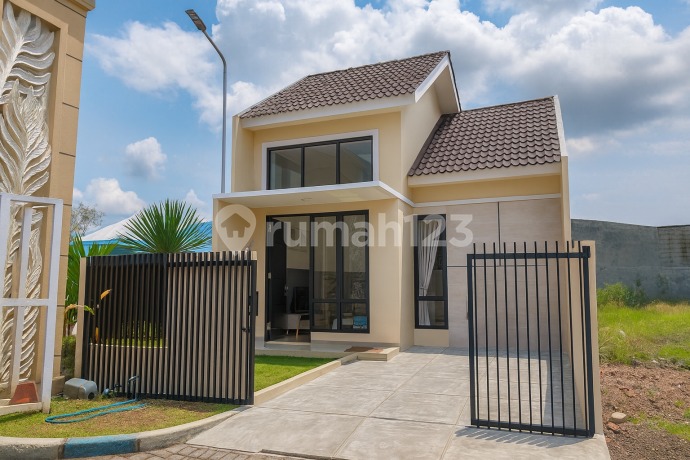 Modern House 390 Million In Permata Kwangsan, Strategic Location, No Fees!