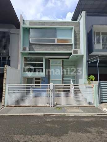 Dijual, Rumah di Kompleks Villa Kebon Jeruk 2 Lantai (Barang Langka) Dijual, Rumah di Kompleks Villa Kebon Jeruk 2 Lantai (Barang Langka)
