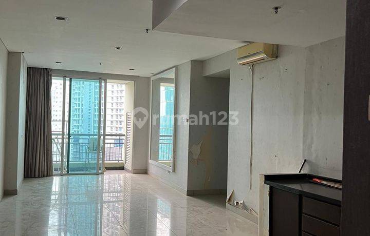 Dijual Cepat, Apartemen Central Park Unfurnish 2 Kmr