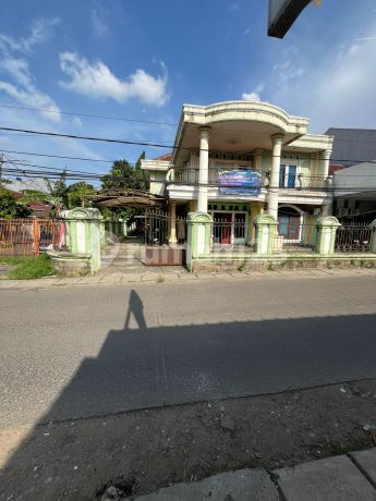 Sell Luxury House Cheap In Griya Jakarta