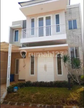 FOR SALE Corner House 2-Story Prime Location in Cimanggu Permai Within Cluster