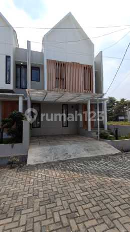 Rumah Baru 2 Lantai Full Furnish Hook LT 97 di Palem Lestari Jatiraden Jatisampurna Rumah Baru 2 Lantai Full Furnish Hook LT 97 di Palem Lestari Jatiraden Jatisampurna