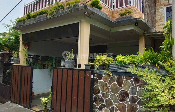 Rumah Bagus 2 Lantai Gaya Minimalis Siap Huni Di Bukit Golf Cibubur