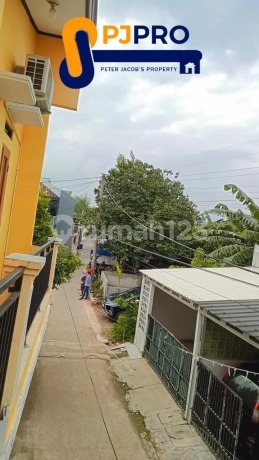 Rumah 2 Lantai di Mustika Jaya Kota Bekasi