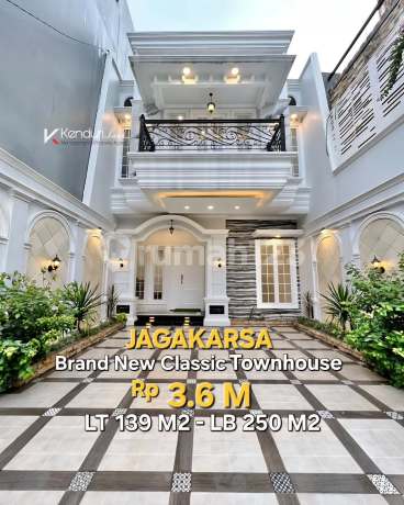 Rumah Mewah Dalam Cluster Jagakarsa Jakarta Selatan