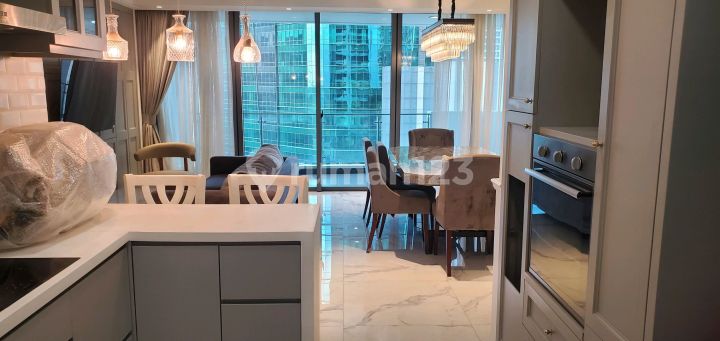 Apartemen St. Moritz Ambassador Suite 4 Kamar Tidur Furnished Bagus Nego