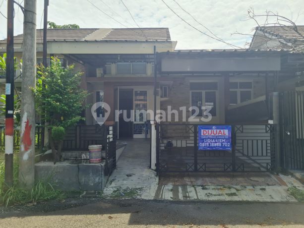 Rumah Cantik di Cibubur City, SHM, Bagus, Barat