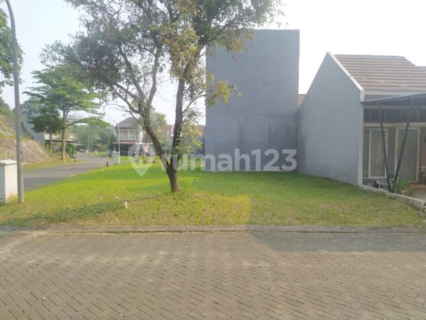 Quick sale, excellent lot in Serpong Lagoon Hook.