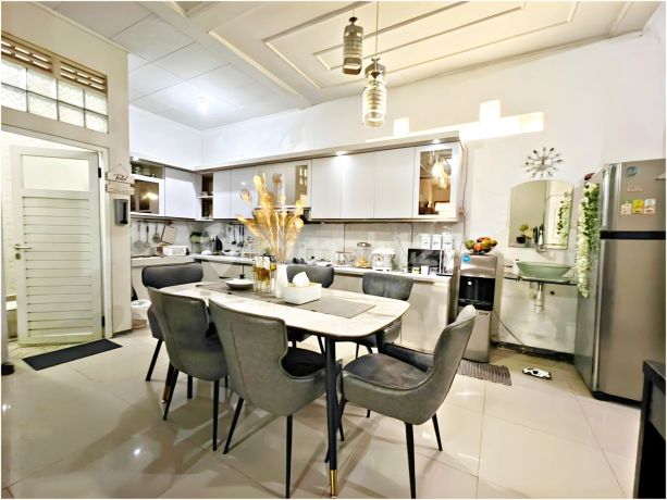 Jarang Ada! Rumah di Sukaati Sayap Batununggal - Turun Harga Jual Cepat ( Good Invest ) Jarang Ada! Rumah di Sukaati Sayap Batununggal - Turun Harga Jual Cepat ( Good Invest )