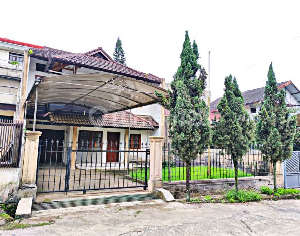 Perumahan Setramurni Bandung - Bangunan Bagus Halaman Depan & Belakang Siap Huni ( Fast Deal Only )