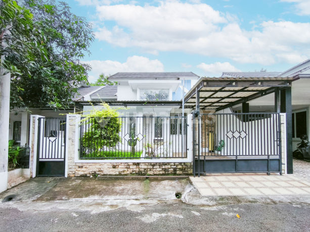 House 6 minutes to Ciputra Cibubur Mall, Ready to Occupied, Assisted with Mortgage J32935