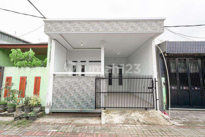 Rumah Murah Siap Huni 7 Menit ke Rs Kartika Husada DP Ringan J29387