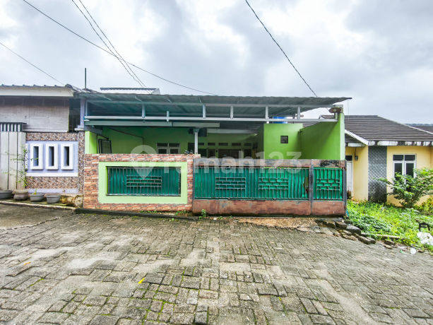 North-Facing House Near Bojong Gede Station Ready to Occupy with KPR J-39943 Assistance North-Facing House Near Bojong Gede Station Ready to Occupy with KPR J-39943 Assistance