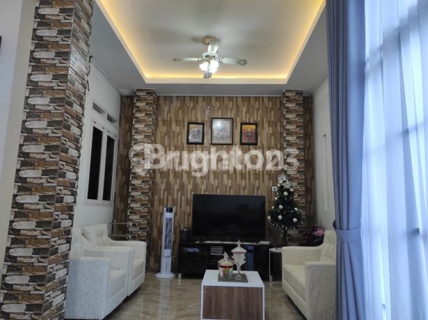 RUMAH FULLFURNISH LOKASI TENGAH KOTA DALAM PERUMAHAN BUKIT DAMAI INDAH AMAN NYAMAN HARGA NEGO