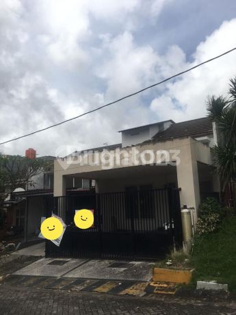 RUMAH 2 LANTAI TENGAH KOTA BERNUANSA MINIMALIS LOKASI DALAM PERUMAHAN CITRA BUKIT INDAH AMAN NYAMAN HARGA NEGO