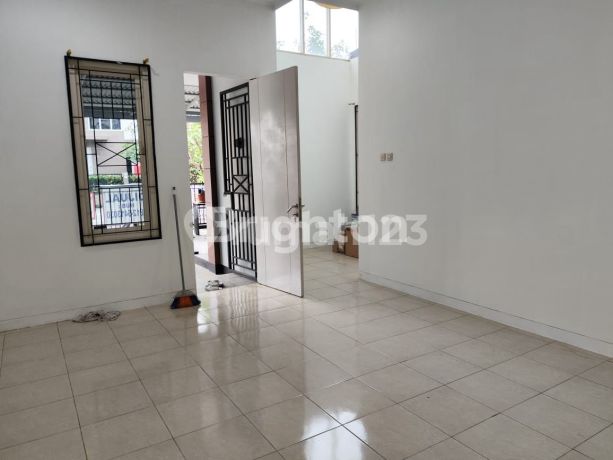 DIJUAL RUMAH TENGAH KOTA BERNUANSA MINIMALIS LOKASI DALAM PERUMAHAN DAUN VILLAGE AMAN NYAMAN HARGA NEGO DIJUAL RUMAH TENGAH KOTA BERNUANSA MINIMALIS LOKASI DALAM PERUMAHAN DAUN VILLAGE AMAN NYAMAN HARGA NEGO