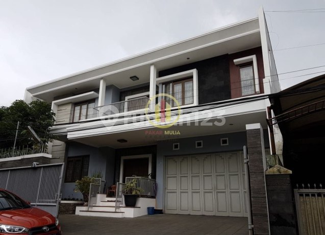 Rumah Bagus di Setrasari Siap Huni Jarang Ada Rumah Bagus di Setrasari Siap Huni Jarang Ada