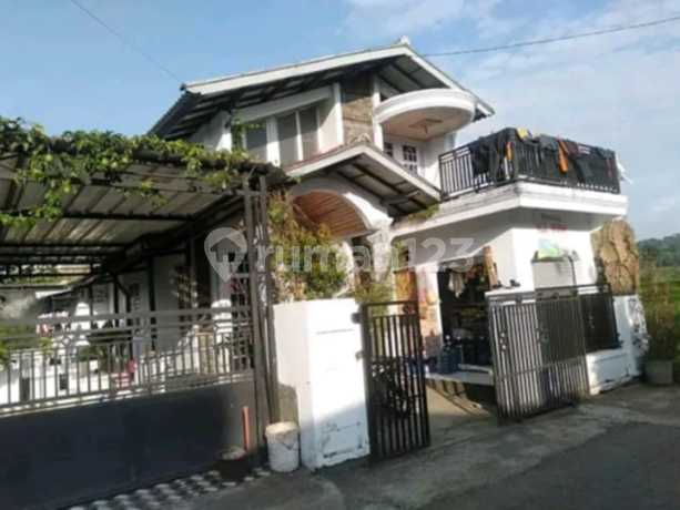 Rumah Villa View Gunung dan Sawah di Garut