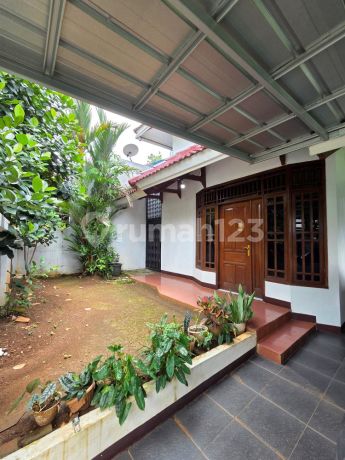 Jual rumah di Kavling DKI Jagakarsa Jakarta Selatan