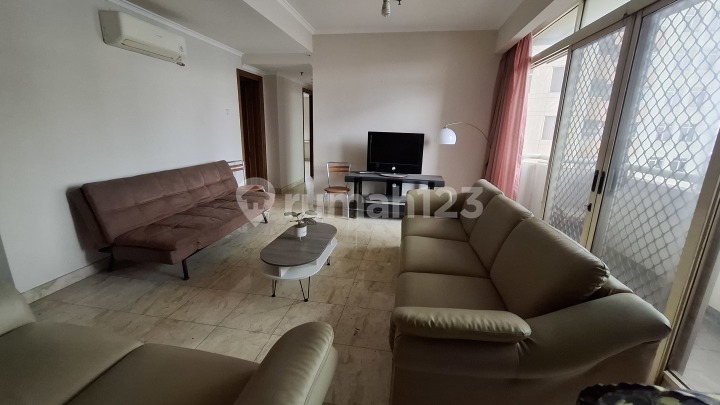 Apartemen Slipi, Palmerah