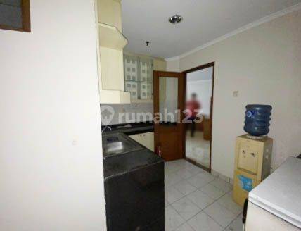Apartemen Slipi, Palmerah