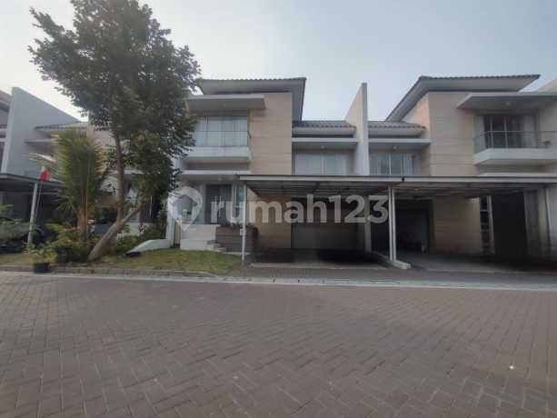 Rumah Golf Island Pik, Cluster Piano