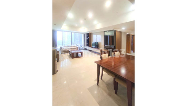 Apartemen Sudirman Mansion. 3Br. 173 Sqm. Full Furnish