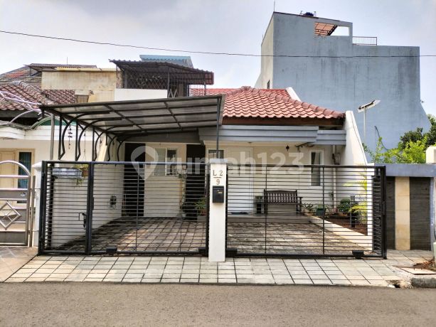 Charming Well-Maintained 1.5-Story House in Taman Permata Buana Charming Well-Maintained 1.5-Story House in Taman Permata Buana