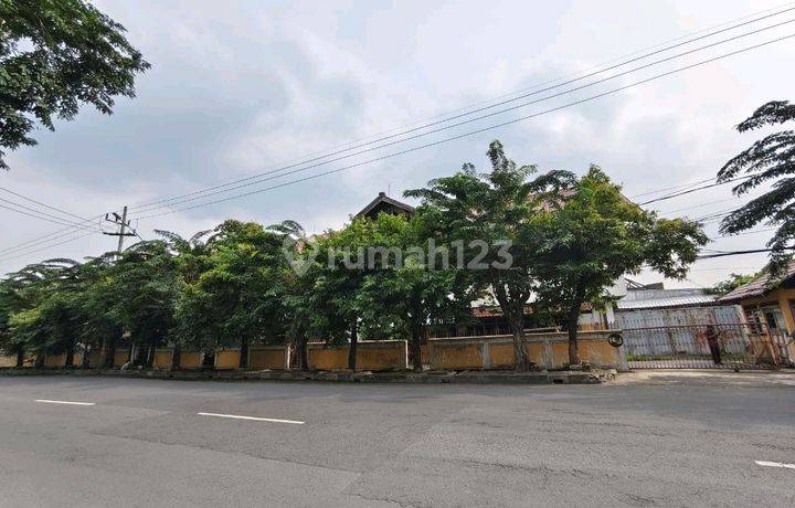 DIJUAL PERKANTORAN DAN GUDANG JALAN RAYA MARGOREJO INDAH