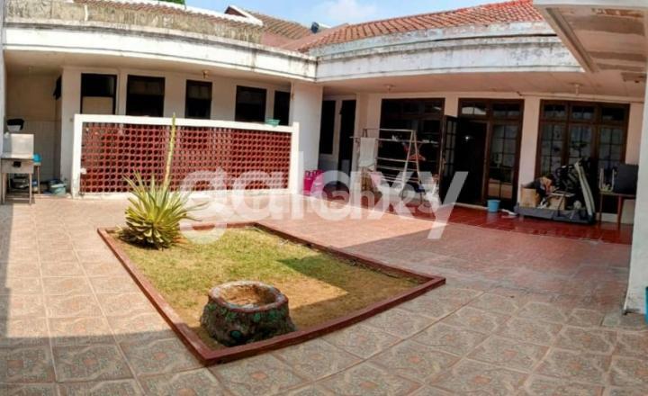 Rumah di Kawasan Elit Satelit Indah Surabaya Barat Rumah di Kawasan Elit Satelit Indah Surabaya Barat