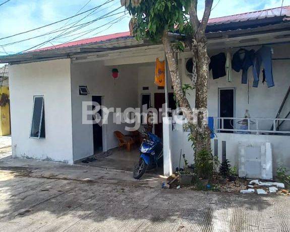 Rumah Bukit Airis. Cantik. Full Renovasi. Batam Kota