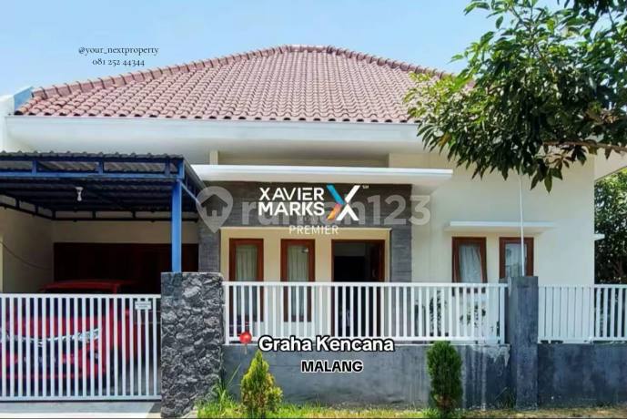Rumah Modern Hook di Boulevard Graha Kencana, Blimbing Malang Rumah Modern Hook di Boulevard Graha Kencana, Blimbing Malang