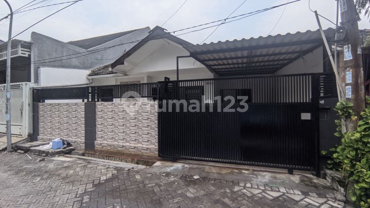 Rumah Murah Baru Renovasi Di Perumahan Griya Kebraon Karangpilang Surabaya Rumah Murah Baru Renovasi Di Perumahan Griya Kebraon Karangpilang Surabaya