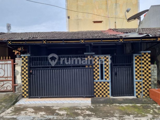 Affordable House !!! Fully Furnished in Papan Mas Housing