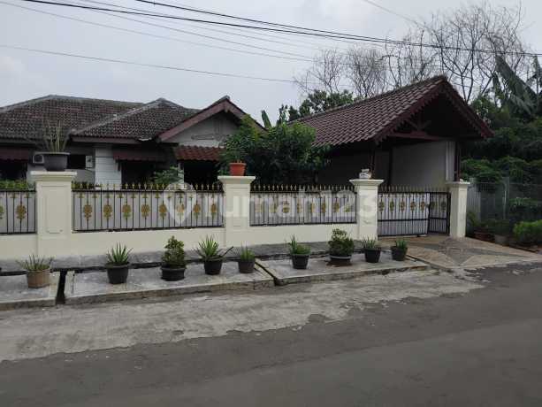 Rumah Luas Bebas Banjir Dekat Tol Becakayu Bekasi Rumah Luas Bebas Banjir Dekat Tol Becakayu Bekasi
