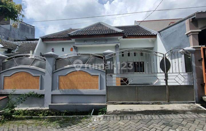 Dijual Rumah Minimalis Area Wiyung Di Puri Lidah Kulon Indah