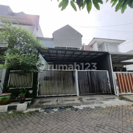 Dijual Rumah Wiyung Modern Minimalis di Gunungsari Indah