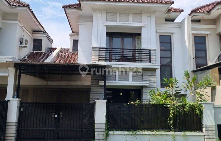 Dijual Rumah Kawasan Mewah Central Park Ahmad Yani Surabaya