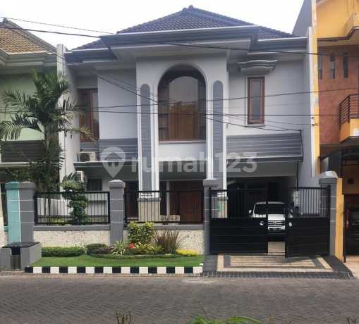 Dijual Rumah Mewah Wiyung Babatan Pratama Surabaya