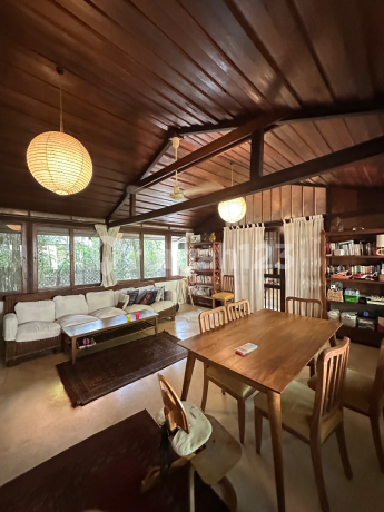 Rumah Etnic Satu Lantai dalam Kompleks di Fatmawati Rumah Etnic Satu Lantai dalam Kompleks di Fatmawati