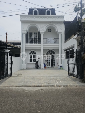 Rumah Brand New Townhouse Pondok Indah Jakarta Selatan