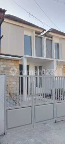 Rumah Baru Siap Huni Tropodo Indah Waru Sidoarjo Rumah Baru Siap Huni Tropodo Indah Waru Sidoarjo