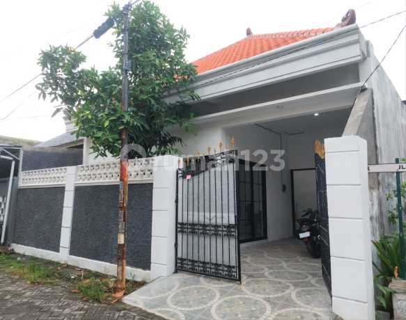 Rumah 1 Lantai Full Renovasi Kota Baru Driyorejo Gresik Rumah 1 Lantai Full Renovasi Kota Baru Driyorejo Gresik
