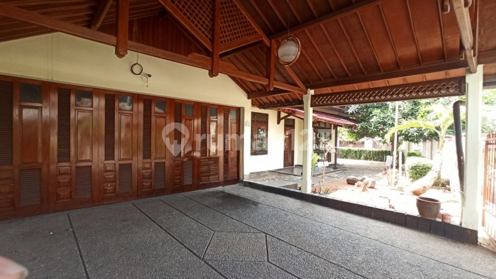 Strategic Luxury House Area Margonda Pesona Depok Estate Depok Strategic Luxury House Area Margonda Pesona Depok Estate Depok