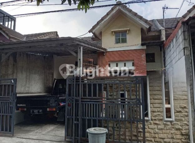 Rumah 1 1/4 Lantai siap huni di villa Grand Tomang, Tangerang