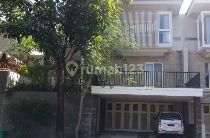 Dijual Rumah Lokasi di Citraland Denpasar